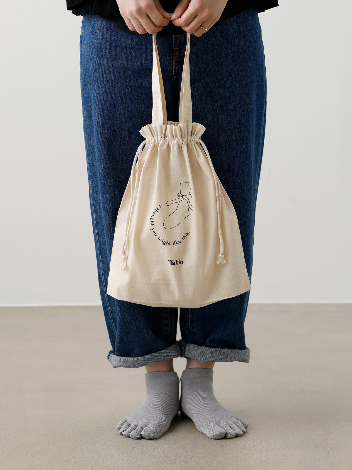 【THREEUP×靴下屋】WEB限定 冷感五本指ソックス・コードレスファンひんやりセット<グレー>