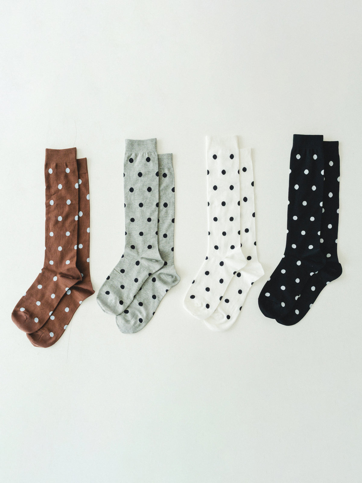ドットハイソックス