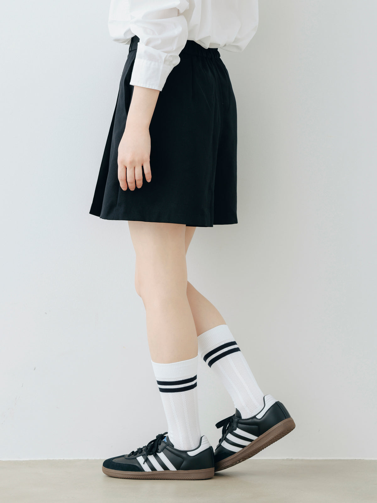 【さらっと快適】吸水速乾メッシュ2本ラインミディ丈ソックス