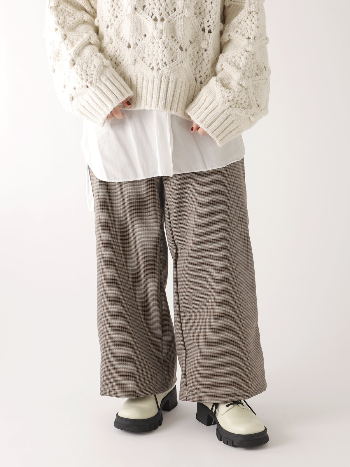 SALE 【WEB限定】縫製千鳥チェックワイドパンツ10分丈 - エンジ／クロ