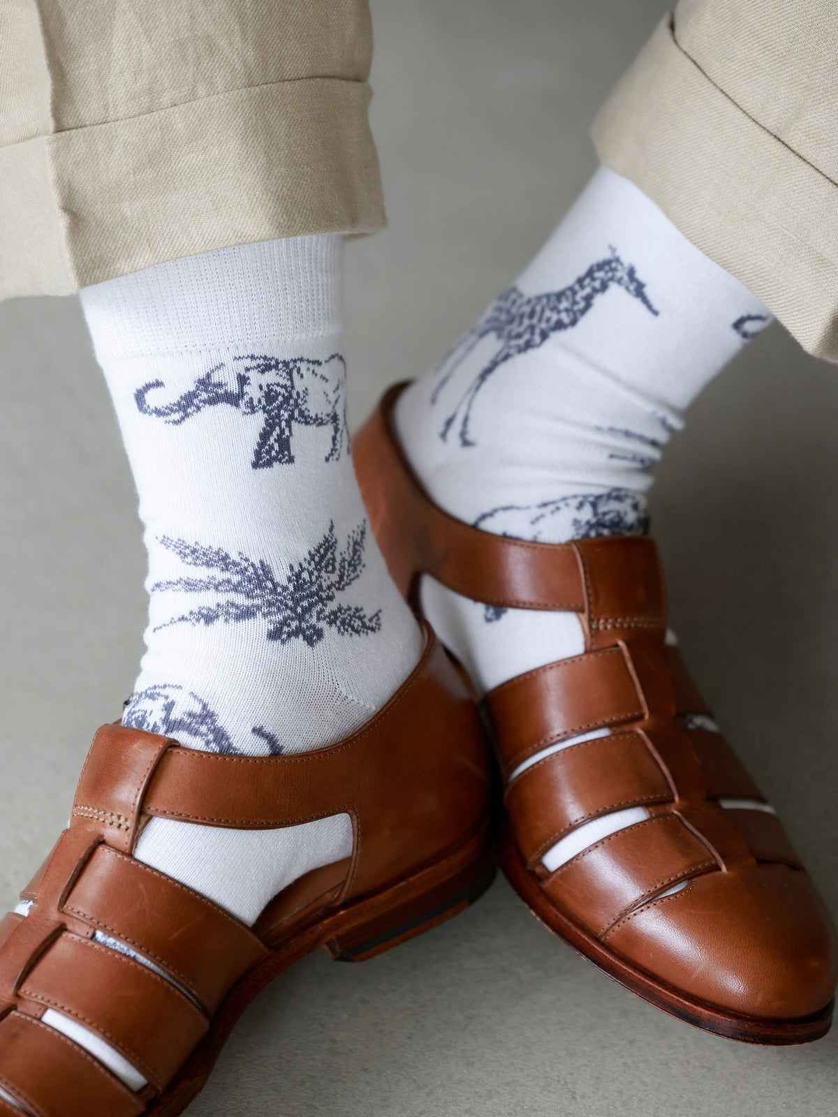 【Tabio MEN】さらっとやわらか綿麻混動物柄ショートソックス
