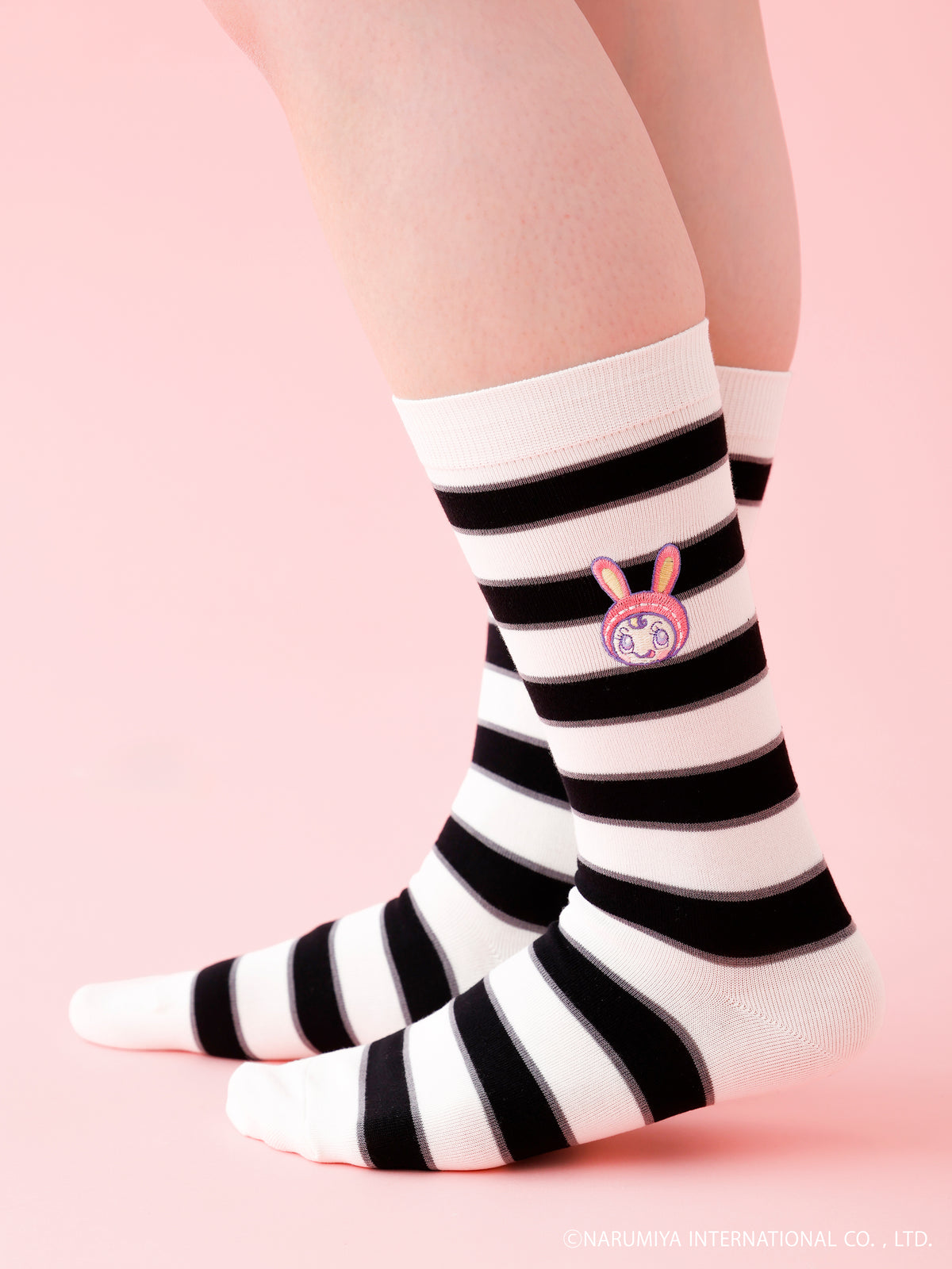 ナルミヤキャラクターズ ボーダー刺繍ミディ丈ソックス - ベリエちゃん
