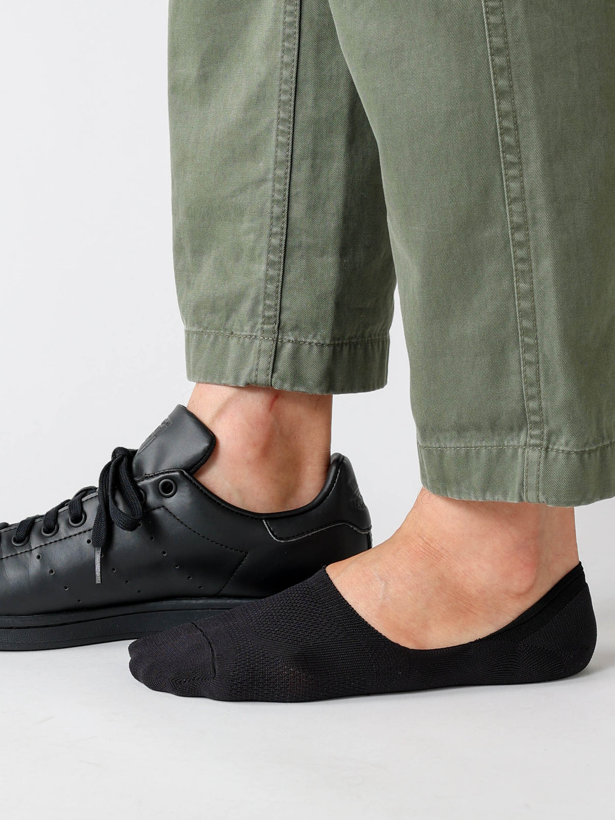 【Tabio MEN】GF/消臭＋COOL MESH 脱げにくいカバーソックス - クロ