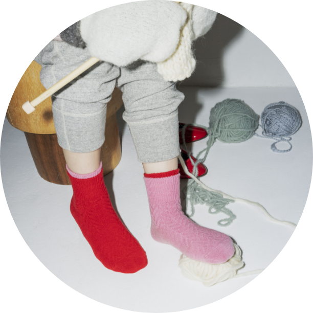 毛混ヘリンボーン柄ソックスピンク　アカ