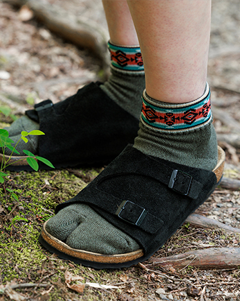 NATIVE TABI 2-WAY SOCKS